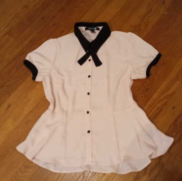 Forever 21 Tops - ❤3$30 Forever 21 Peplum Blouse SZ M